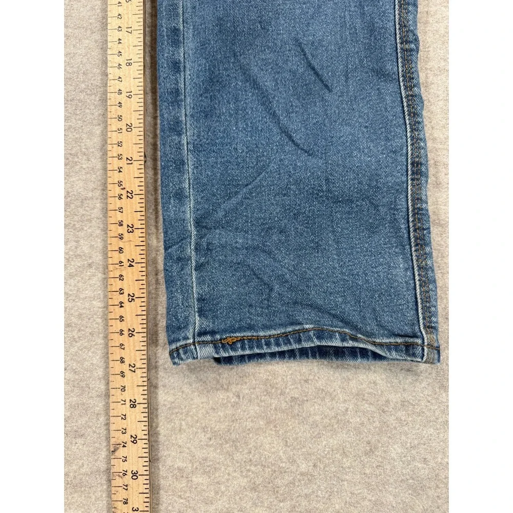 Signature by Levi Strauss & Co. signature by